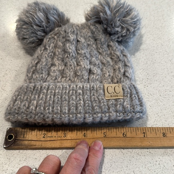 C.C. Kids Gray Pom-Pom Hat - Picture 5 of 6
